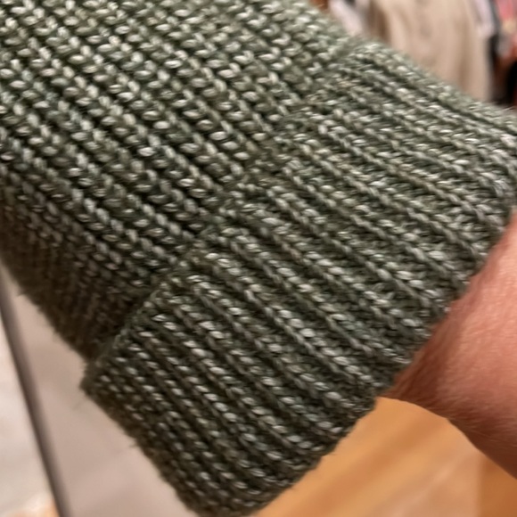 NWOT Anthropologie Cardigan Sweater - olive green -medium - Picture 3 of 5